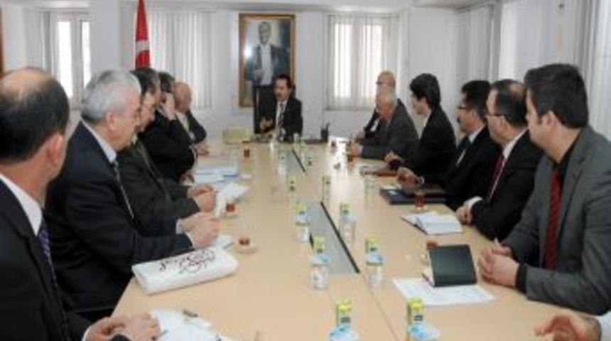 Vali Balkanlıoğlu, 'Mutlu Aile Sağlıklı Nesil' projesini tanıttı