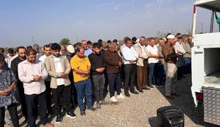 Otomobilin &ccedil;arpmasıyla &ouml;len anne ve kız &ccedil;ocuğu yan yana defnedildi