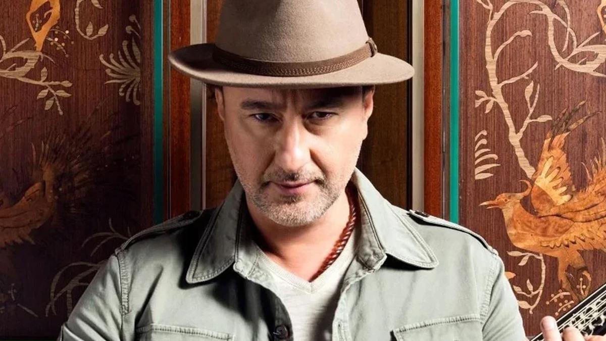 Ünlü şarkıcı Nev hayatını kaybetti 1