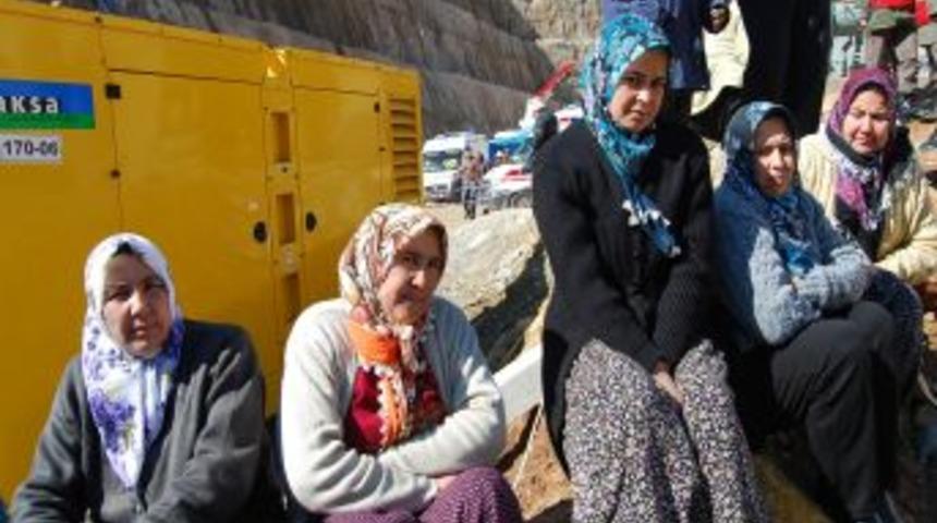 G&ouml;kdere'de ailelerin umutlu bekleyişi devam ediyor