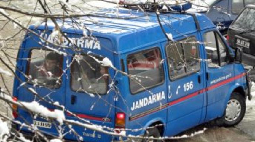 İstanbul ve Sakarya'da silah ka&ccedil;ak&ccedil;ılığı operasyonunda 29 kişi g&ouml;zaltına alındı