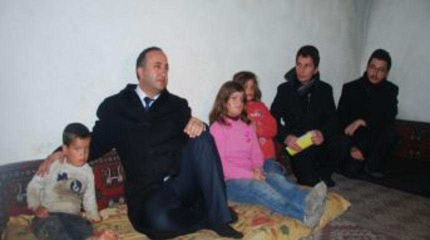 Patnos'ta 'Eğitim Her Engeli Aşar' kampanyası s&uuml;r&uuml;yor