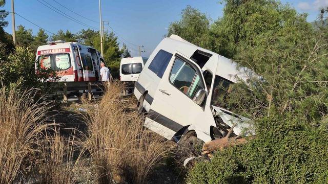 Muğla da trafik kazası! 2 yaralı 5