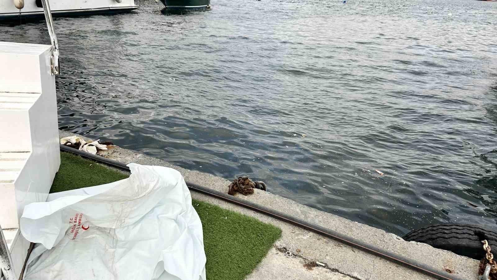 Yer: İstanbul! Denizde erkek cesedi bulundu