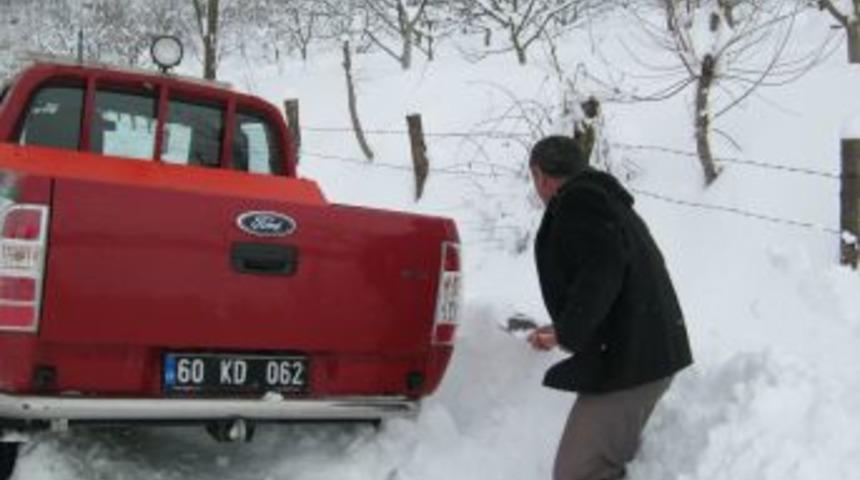 Erbaa'da y&uuml;ksek kesimlerde kar kalınlığı 1 metreyi ge&ccedil;ti