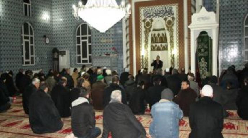 Vakfıkebir&rsquo;de merhum Erbakan i&ccedil;in Mevlit okutuldu