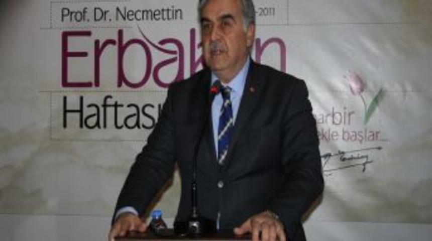 Altın&ouml;z: 28 Şubat, Erbakan'ı iktidardan uzaklaştırmak i&ccedil;in yapıldı