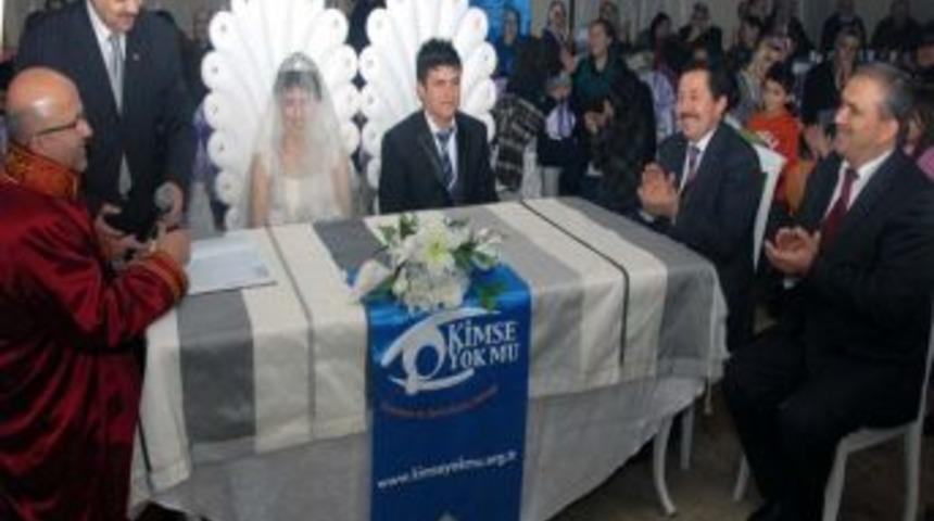 Kimse Yok Mu, yetiştirme yurdunda kalan kızın d&uuml;ğ&uuml;n telaşına ortak oldu