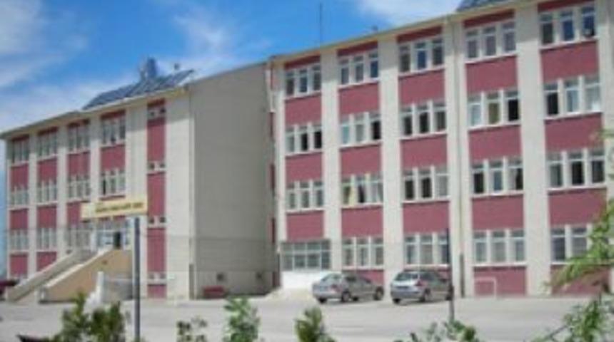 Anadolu İmam Hatip Lisesi'nin b&uuml;y&uuml;k sevinci