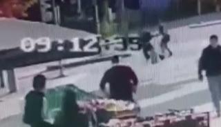 Yolda y&uuml;r&uuml;rken saldırıya uğrayan &uuml;niversite &ouml;ğrencisi, dehşet anlarını anlattı