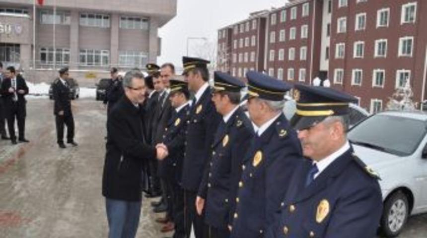 Akarsu, Emniyet M&uuml;d&uuml;rl&uuml;ğ&uuml; g&ouml;revini Hasan Yılmaz&rsquo;a devretti