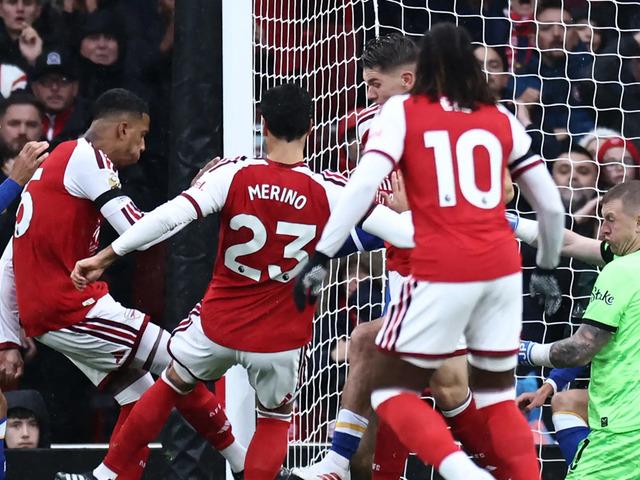 Premier Lig'de Everton'ı 2-0 yenen Arsenal, zirveye ortak oldu