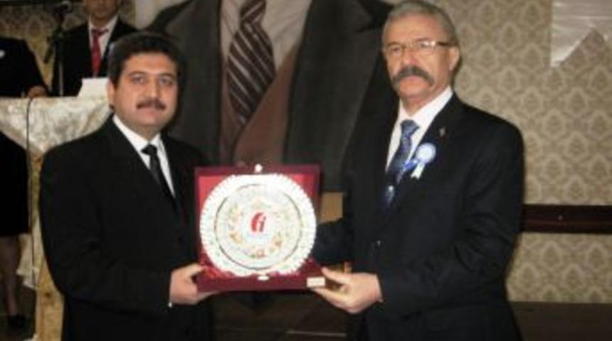 Osmaniye'de vergi rekortmenleri &ouml;d&uuml;llendirildi