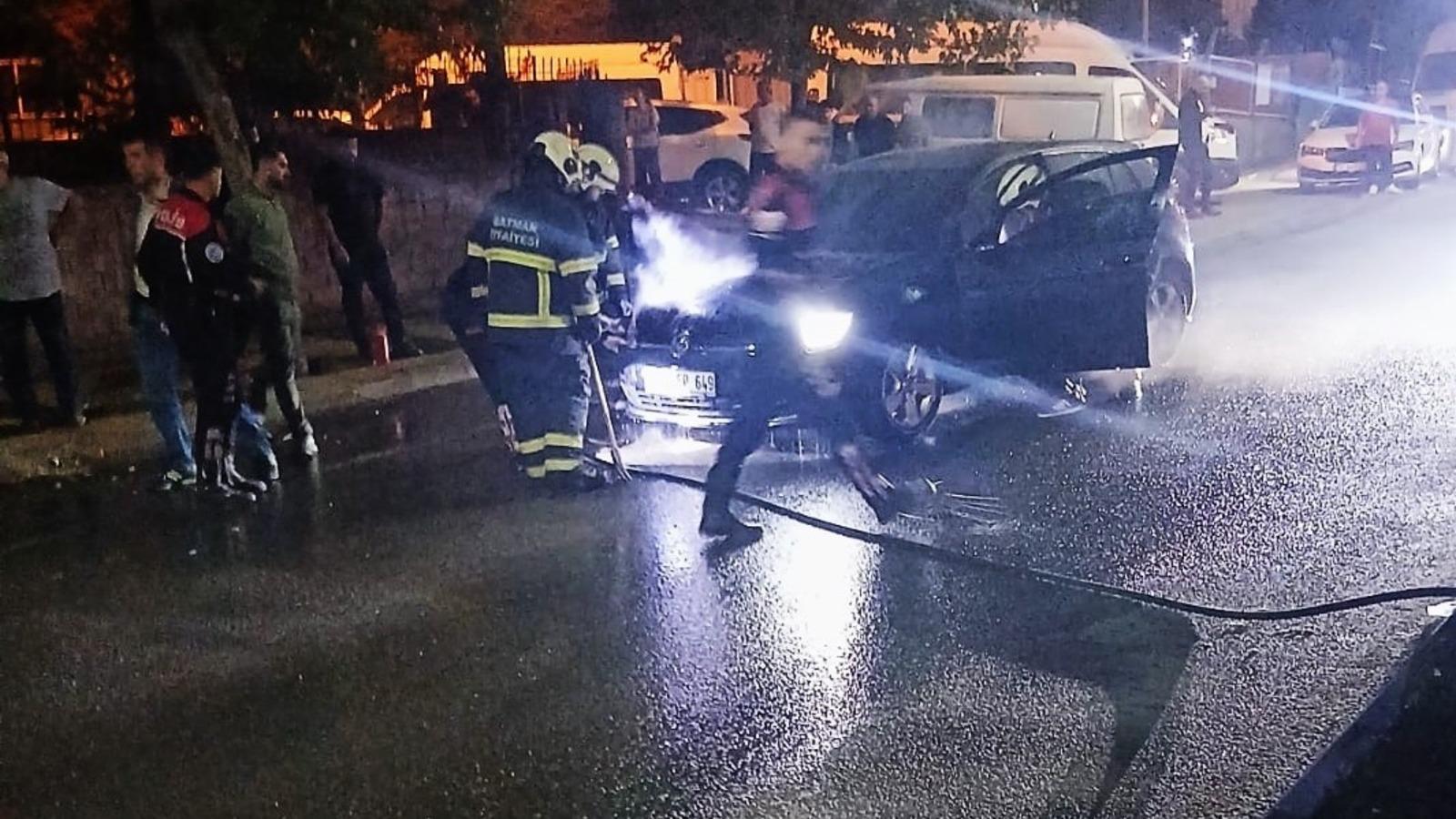Yer: Batman! Seyir halindeki otomobil alev aldı