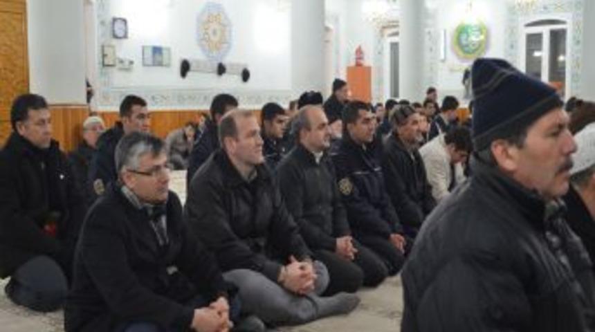 Konyaaltı'nda şehit edilen Emniyet M&uuml;d&uuml;r&uuml; G&ouml;kcan i&ccedil;in Mevlit okutuldu