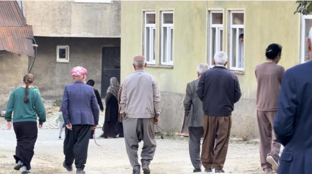 31 yıl &ouml;nce k&ouml;ylerinde &ccedil;ıkan vatandaşlar yeniden d&ouml;nmek istiyorlar 1