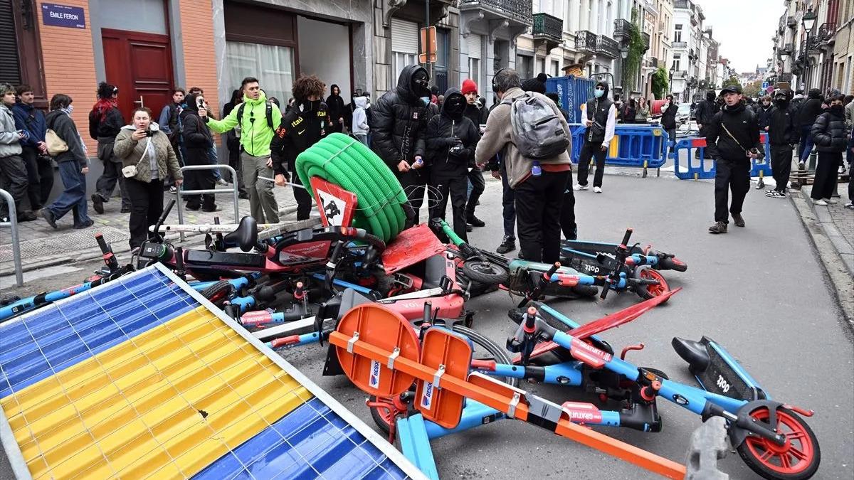 Bel&ccedil;ika da h&uuml;k&uuml;met karşıtı g&ouml;steri gerginliklerin ardından polis m&uuml;dahalesiyle sona erdi 2