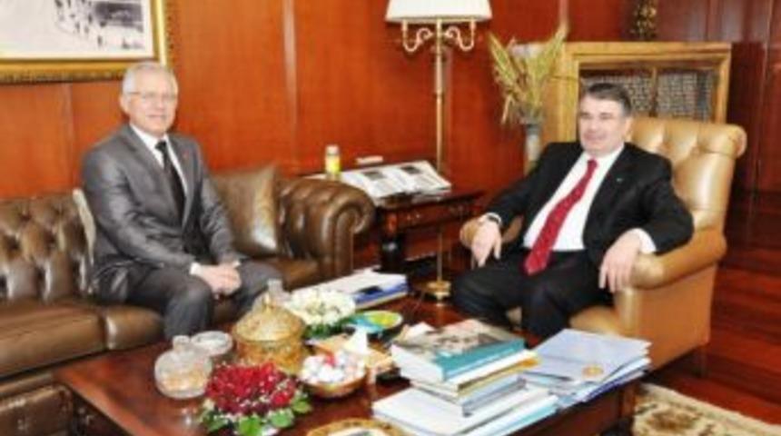 Cingil, Bakan Şahin&rsquo;i ziyaret etti