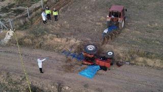 Karaman’da devrilen traktörün altında kalan sürücü hayatını kaybetti