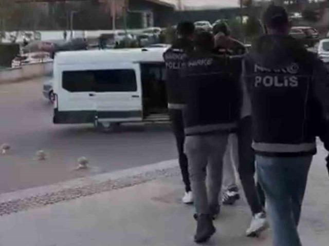 Kırıkkale&rsquo;de uyuşturucu tacirlerine operasyon: 5 tutuklama