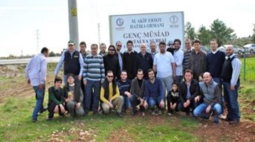 Antalya'da Mehmet Akif adına hatıra ormanı oluşturuldu