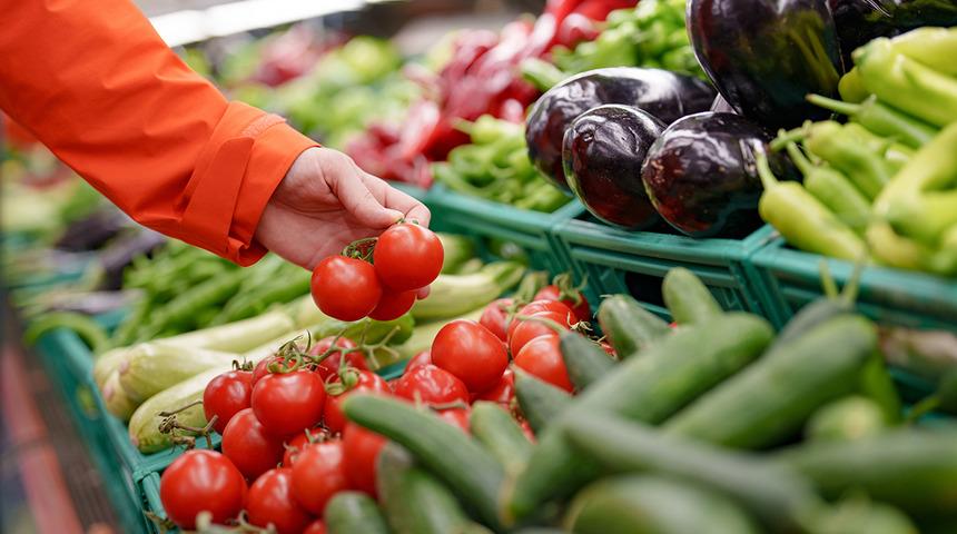 Marketlere yeni zorunluluk: Raflar değişecek, fiyatlar d&uuml;şecek
