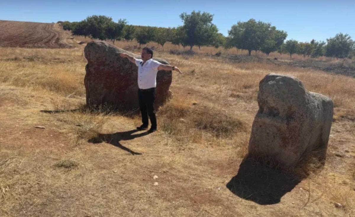 Yaylanın ortasında görünmez bir kapıyı koruyorlar: Malatya nın 3 bin yıllık gizemi! 2