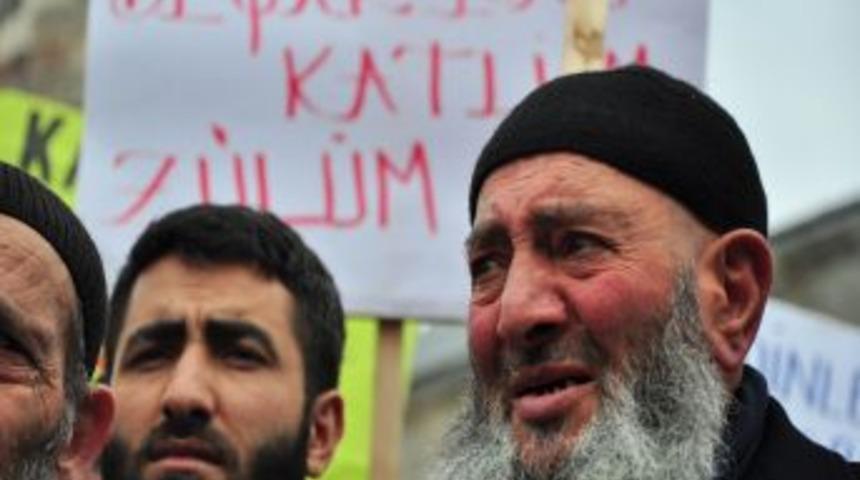 Erzurum'da Suriye'de &ouml;lenler i&ccedil;in gıyabi cenaze namazı kılındı