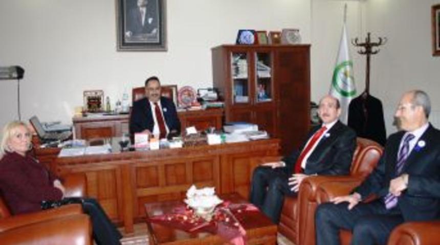 Iğdır Deftardarı Durusoy, Rekt&ouml;r Yılmaz'ı ziyaret etti