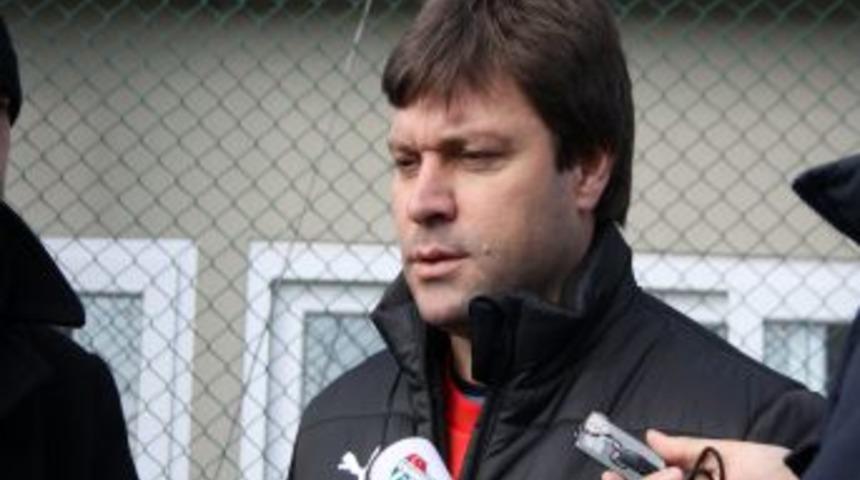 Sağlam: Bayan taraftarlarımızla 2. &uuml;&ccedil; puanı alacağımızı &uuml;mit ediyorum