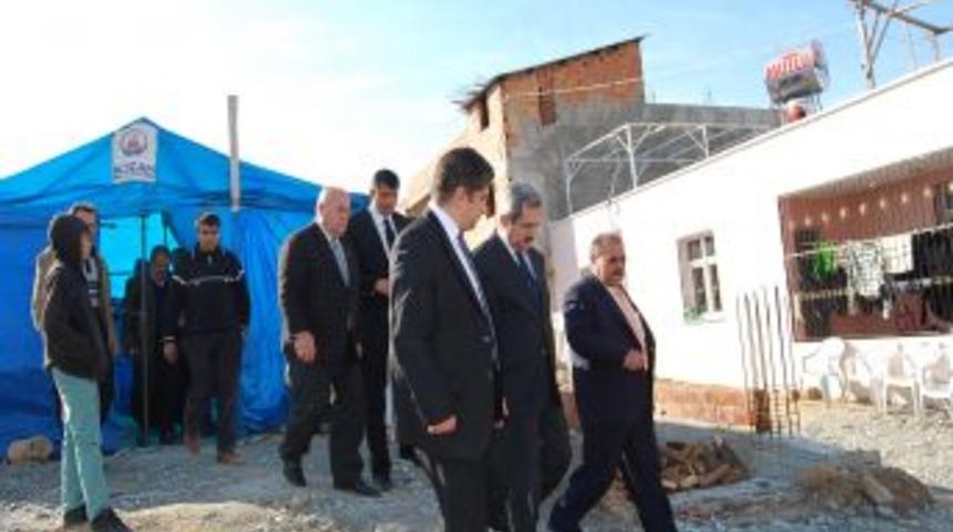 AK Parti milletvekilleri Kozan'da taziye ziyaretinde bulundu