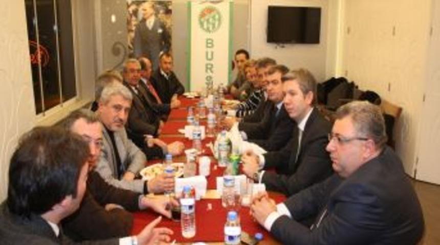 Beşiktaş ve Bursasporlu taraftarları despasman ma&ccedil;larını izlemek istiyor