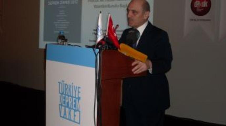 Bayraktar'dan muhalefete: Kentsel dönüşümü rant ile bağdaştırmak haksızlık