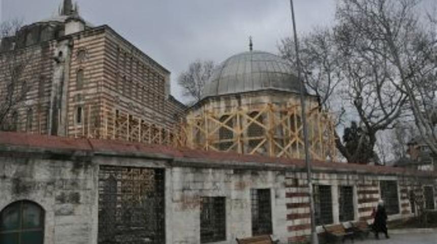 Mimar Sinan'ın eseri Zal Mahmud Paşa K&uuml;lliyesi restore ediliyor