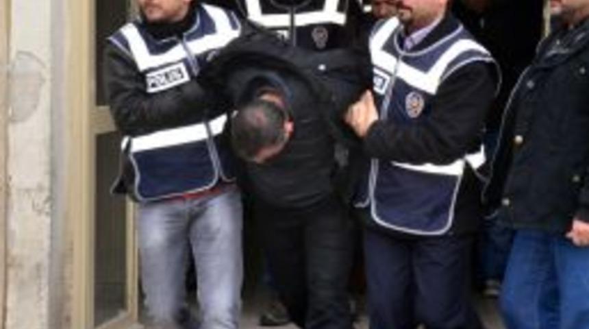 6 ilde dolandırıcılık yapan şebeke &ccedil;&ouml;kertildi