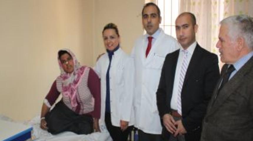 Birecik'te ilk kez g&ouml;zyaşı kesesi tıkanıklığı ameliyatı yapıldı
