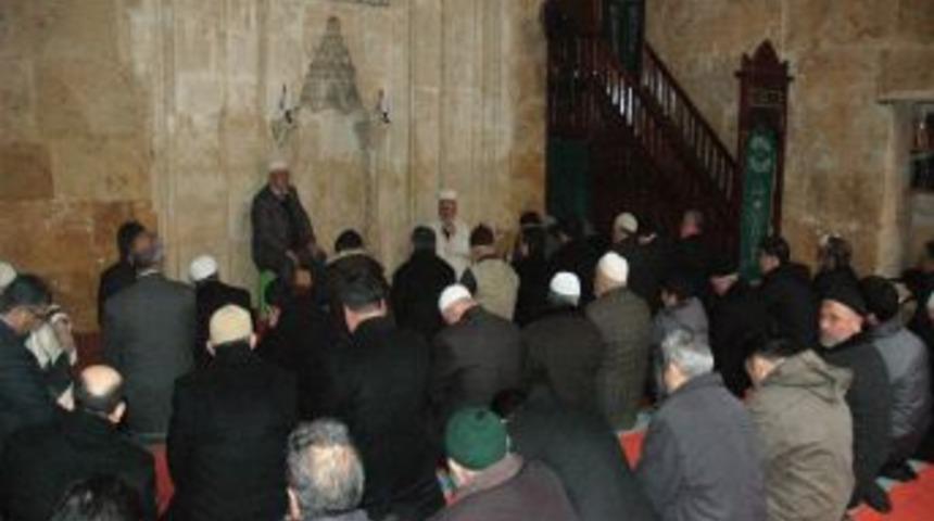 Şehit olan Konyaaltı İl&ccedil;e Emniyet M&uuml;d&uuml;r&uuml; G&ouml;kcan i&ccedil;in mevlit okutuldu