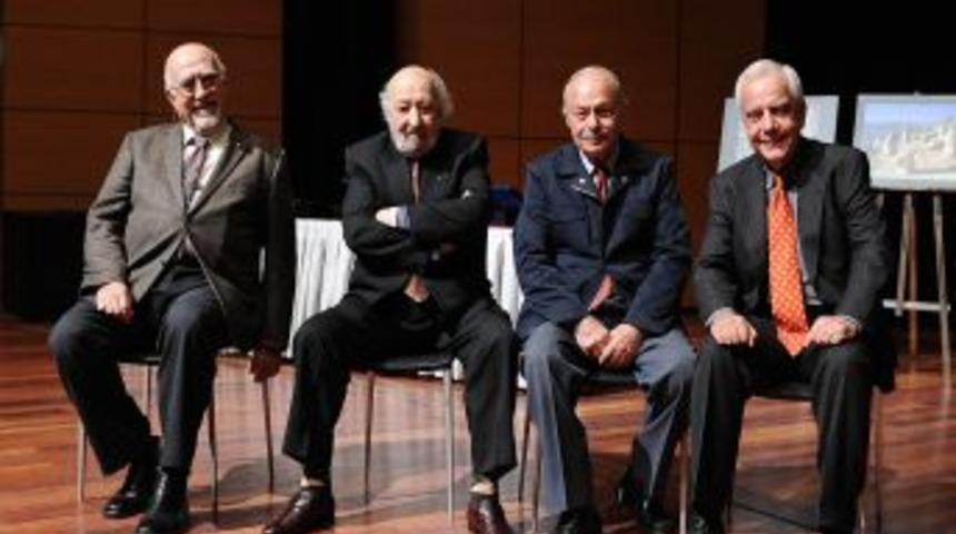 Başbakan&rsquo;ın kadrajına fotoğraf sanat&ccedil;ıları girdi