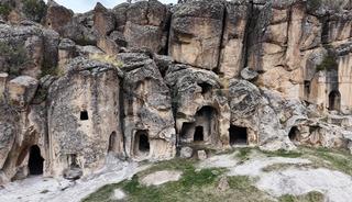 Aksaray'da vadinin i&ccedil;indeki gizli şehir