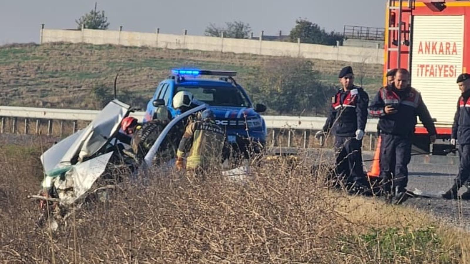 Ankara'da iki otomobil çarpıştı: 3 ölü, 4 yaralı