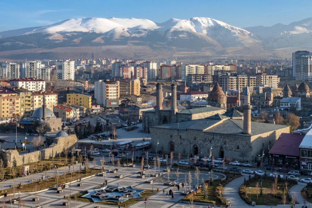 TÜİK açıkladı: Beyin göçü oranı en yüksek şehir belli oldu! 1