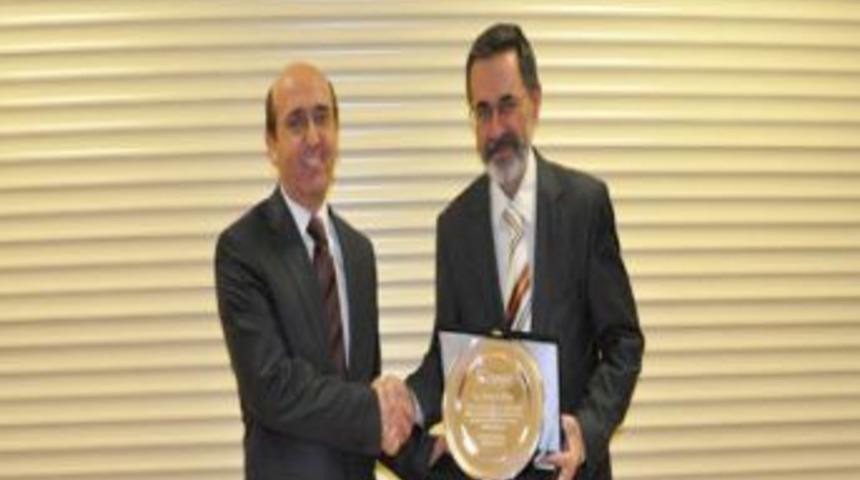 İttifak Holding y&ouml;netiminde değişim