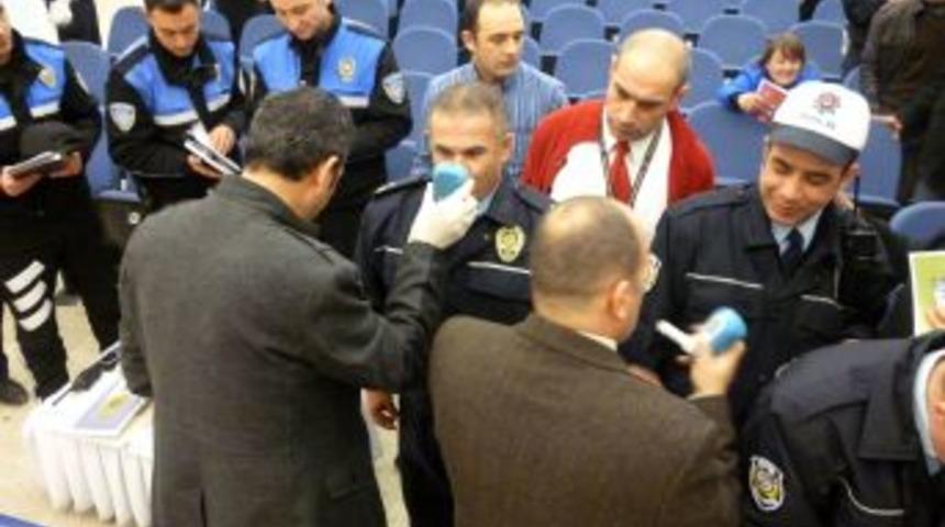 Emniyet &ccedil;alışanlarının v&uuml;cut nikotini &ouml;l&ccedil;&uuml;ld&uuml;