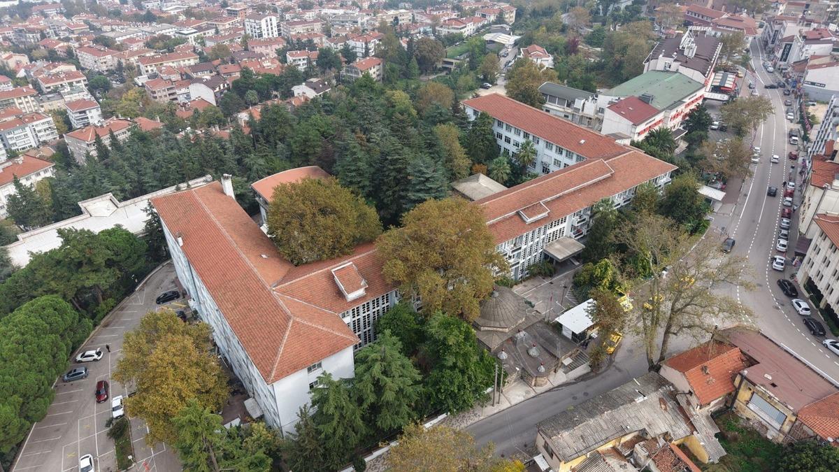 723 yıllık hastane! İçinde Türkiye nin en kaliteli termal suyu var 3