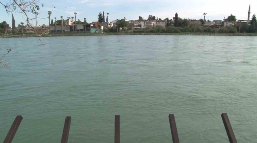 Adana&rsquo;da iki g&uuml;nd&uuml;r kayıp şahıs nehirde &ouml;l&uuml; bulundu