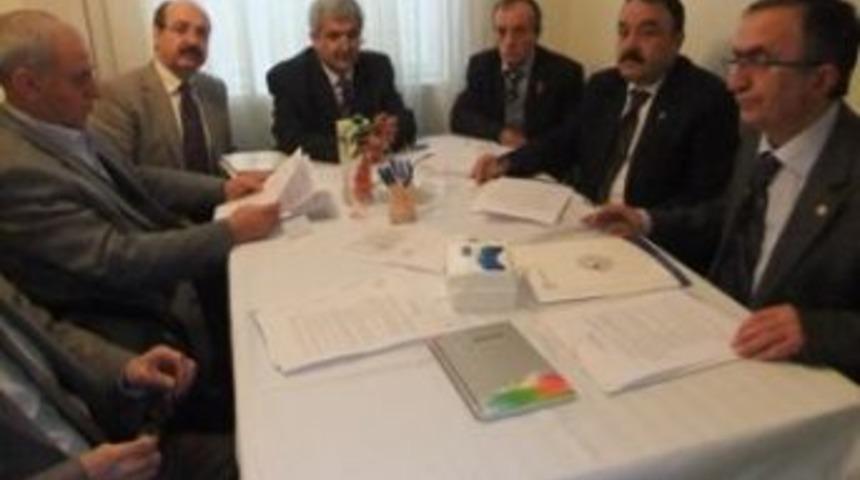 Kırtasiye sekt&ouml;r&uuml; &ccedil;alıştayda buluştu