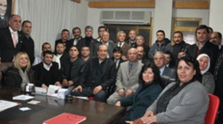 MHP İl Başkanı Tat&rsquo;dan, K&uuml;&ccedil;&uuml;k&rsquo;e ziyaret ...