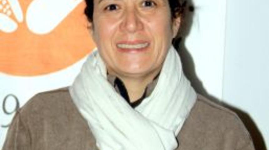 Narenciyeyi r&uuml;zgar pervaneleri ile soğuktan koruyorlar