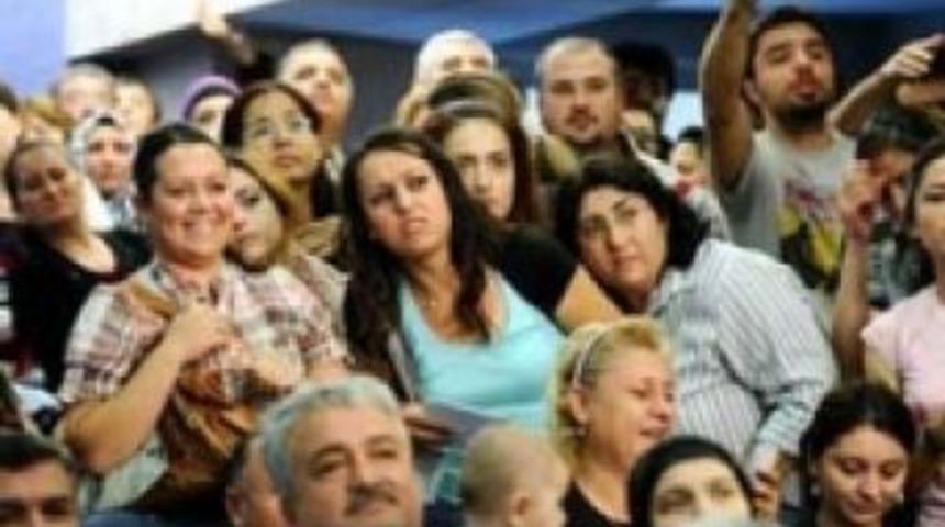 2 bin 370 &ouml;ğretmen ev arıyor