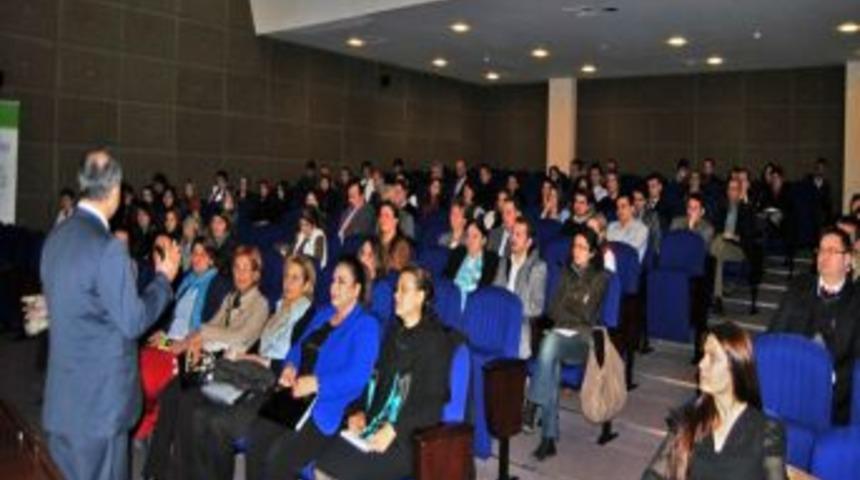 Kadın girişimcilere uluslararası pazarlama semineri
